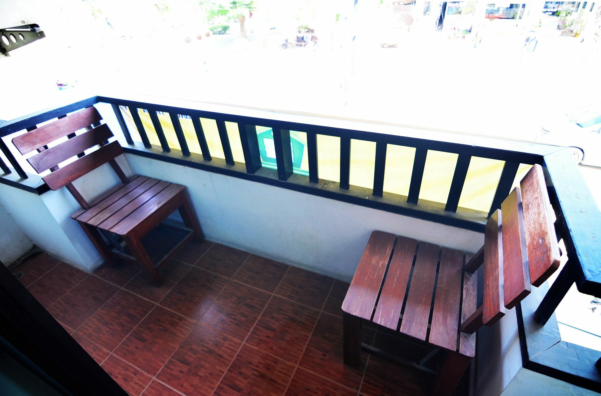 ホテル The Famous House - Jomtien エクステリア 写真