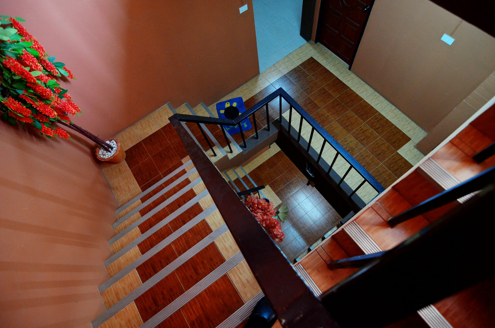 ホテル The Famous House - Jomtien エクステリア 写真